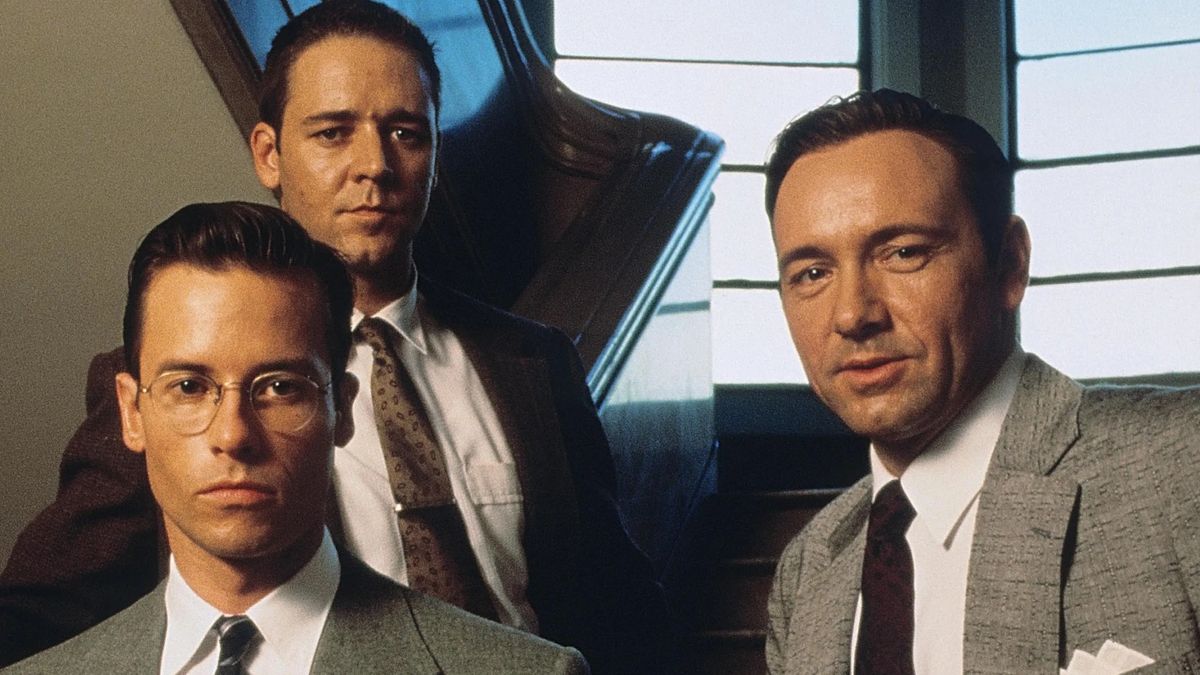 Guy Pearce acusa a Kevin Spacey de "convertirlo en su objetivo" en el rodaje de L.A. Confidential, y Spacey responde