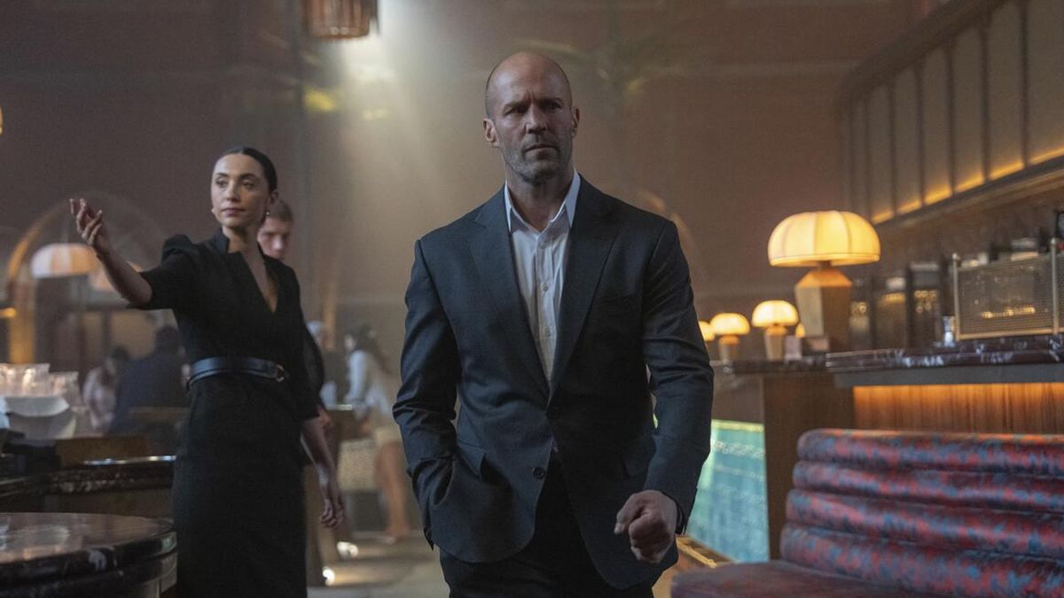 Jason Statham ya está dando el callo con su última película en streaming, que no es Beekeeper 2, pero casi