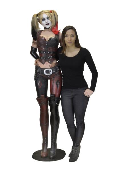 Batman - Increible Harley Quinn a tamaño real de Neca Toys