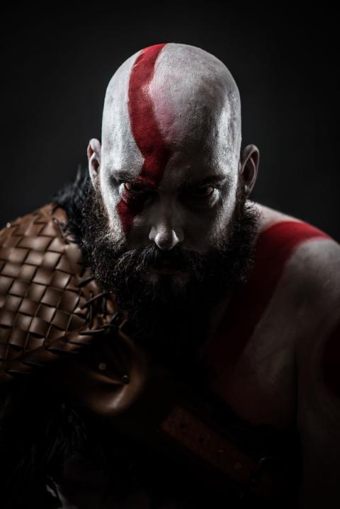 God of War para PS4 - Kratos Cosplay God of War para PS4 - Kratos Cosplay