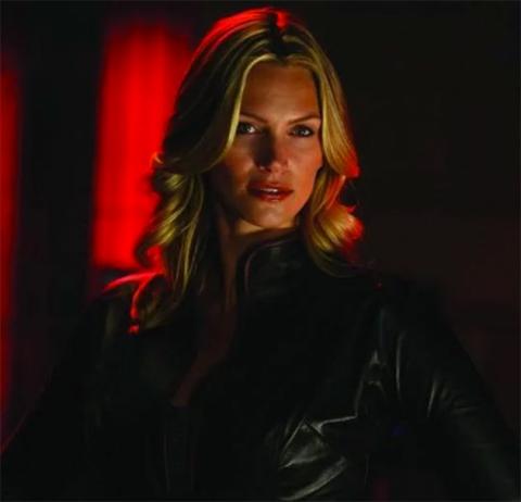 Natasha Henstridge - Command & Conquer (Saga) Actores y famosos en los videojuegos