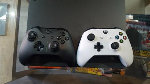 Xbox One X vs Xbox One S Xbox One X vs Xbox One S
