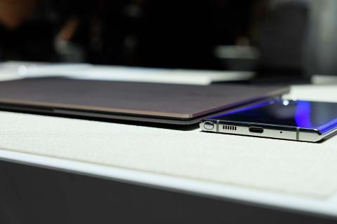 Galaxy Book S Galaxy Book S