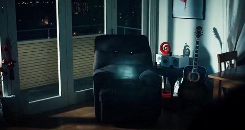 Killer Sofa Killer Sofa
