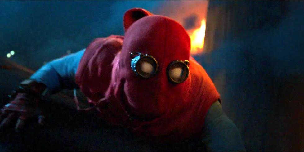 Traje original de Spider-man en el UCM Easter Egss de Spider-man:Homecoming