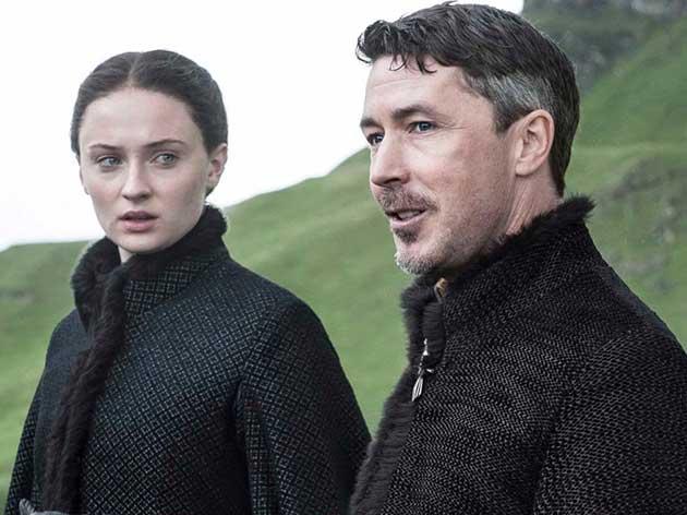 Meñique tiene grandes planes para Sansa Diferencias entre la serie de Juego de Tronos y los libros