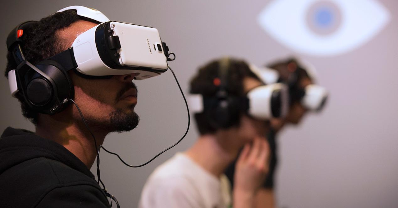 interacción con otras personas
con ayuda de realidad
virtual